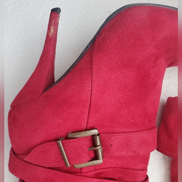 Red heeled boots, 7.5 - Picture 2 of 5